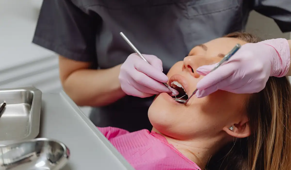 tooth abscess stages